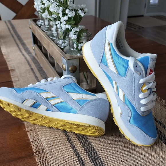 Reebok Classic Nylon Women's Shoes 6 - Picture 3 of 4